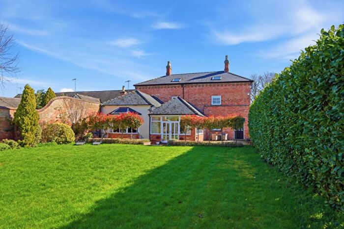 6 Bedroom Detached House For Sale In Main Street, Hemington, Derby, DE74