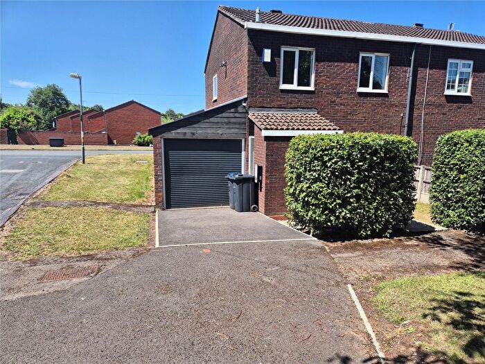 3 Bedroom Semi-Detached House For Sale In Gullswood Close, Birmingham, West Midlands, B14