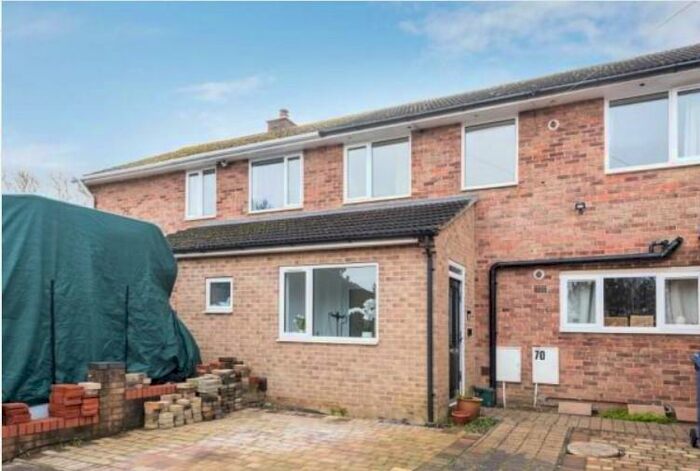 2 Bedroom Apartment To Rent In Foxwell Drive, Headington, OX3