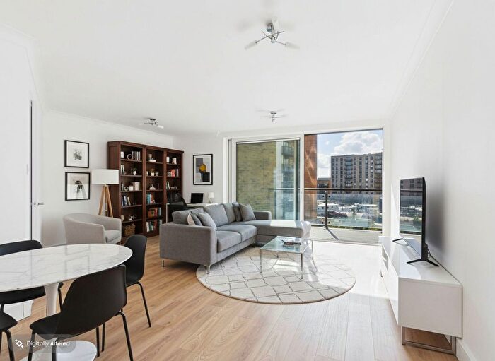 2 Bedroom Flat For Sale In Boardwalk Place, London, London, E14