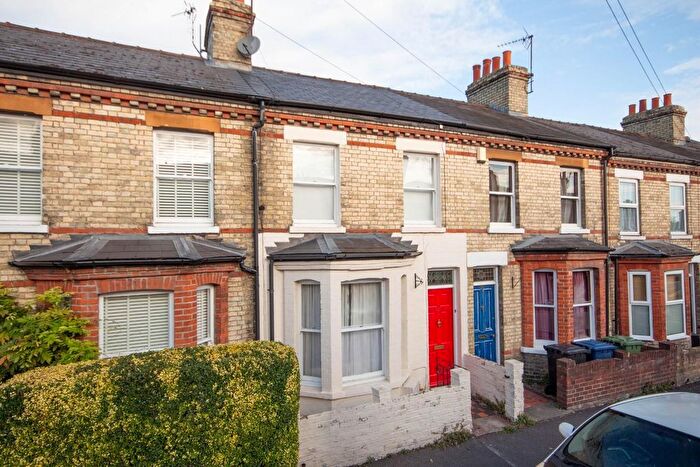 2 Bedroom Terraced House For Sale In Sedgwick Street, Cambridge, CB1