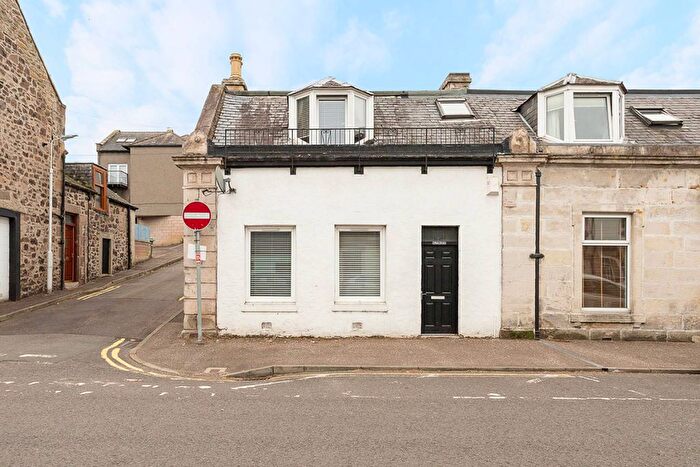 2 Bedroom Semi-Detached House For Sale In Castle Street, Tayport, Dundee, DD6