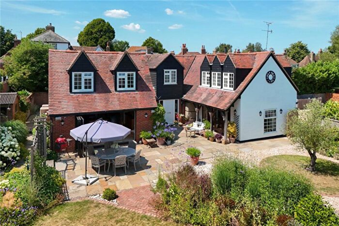 5 Bedroom Detached House For Sale In High Street, Wingham, Canterbury, Kent, CT3