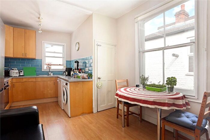 3 Bedroom Maisonette To Rent In Tynemouth Street, London, SW6