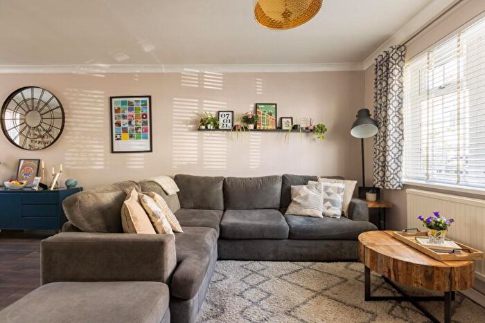 3 Bedroom Terraced House For Sale In Nottingham Street, Victoria Park, BS3