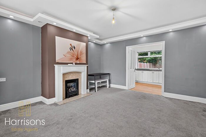 3 Bedroom Semi-Detached House To Rent In Ramsay Avenue, Bolton, BL4
