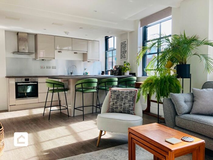 2 Bedroom Flat For Sale In Flat St. James House, - Castle Street, Canterbury, CT1