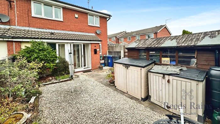 2 Bedroom End Of Terrace House For Sale In Cresswell Avenue, Newcastle, Staffordshire, ST5