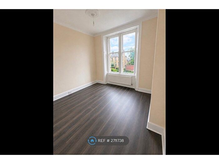 3 Bedroom Flat To Rent In Union Street, Greenock, PA16