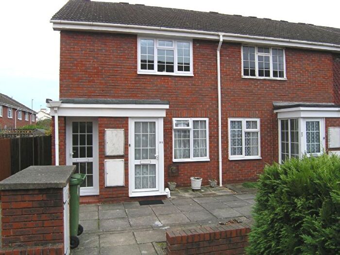 1 Bedroom Maisonette To Rent In Delaporte Close, Epsom, KT17
