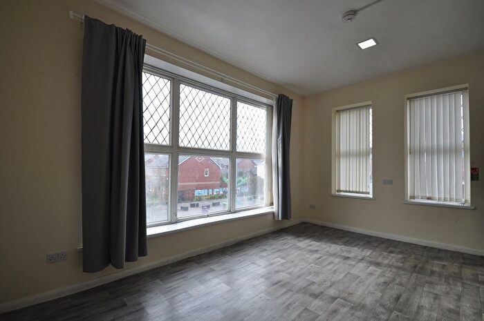 1 Bedroom Flat To Rent In Commercial Road, - Commercial Road, NP20