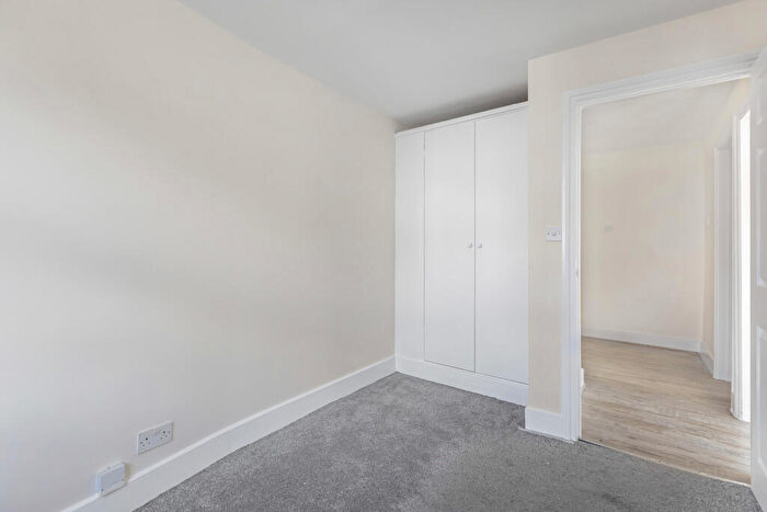 1 Bedroom Apartment To Rent In South Birkbeck Road, Leyton, London, E11