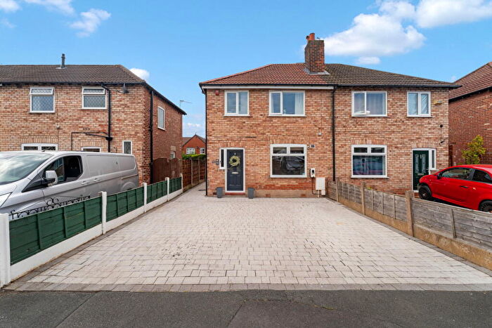 1 Bedroom Maisonette For Sale In Patterdale Road, Stockport, SK1