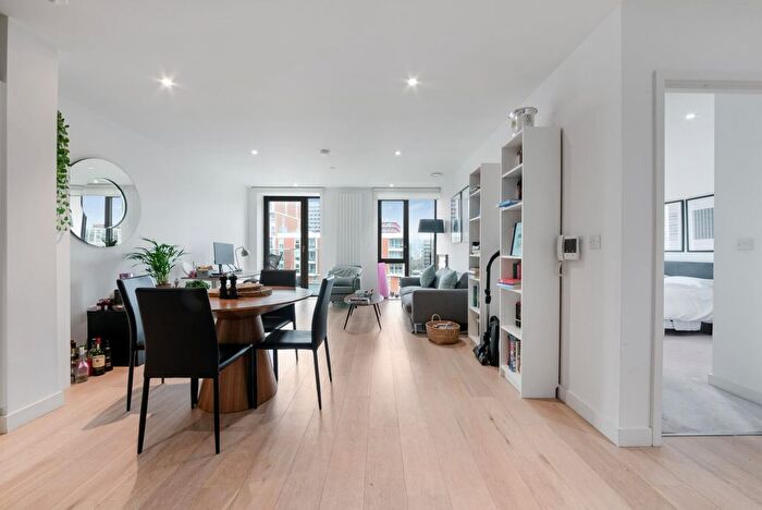 1 Bedroom Flat For Sale In Kelson House, Royal Wharf, E16