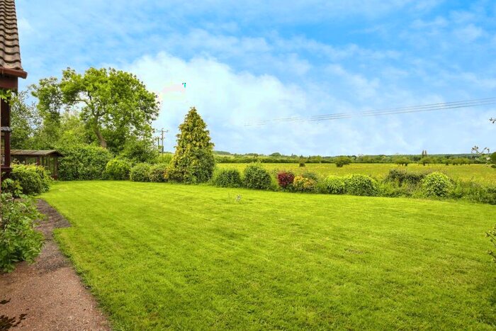 3 Bedroom Bungalow For Sale In Lindy Close, Kinoulton, Nottingham, Nottinghamshire, NG12
