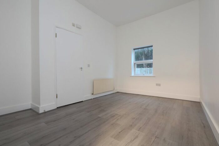 Studio To Rent In Ethelburga Road, London, RM3