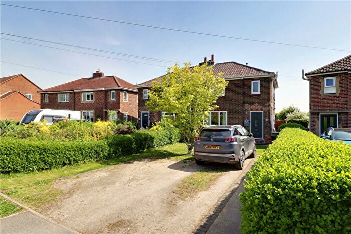 3 Bedroom Semi-Detached House For Sale In Epworth Road, Owston Ferry, Lincolnshire, DN9