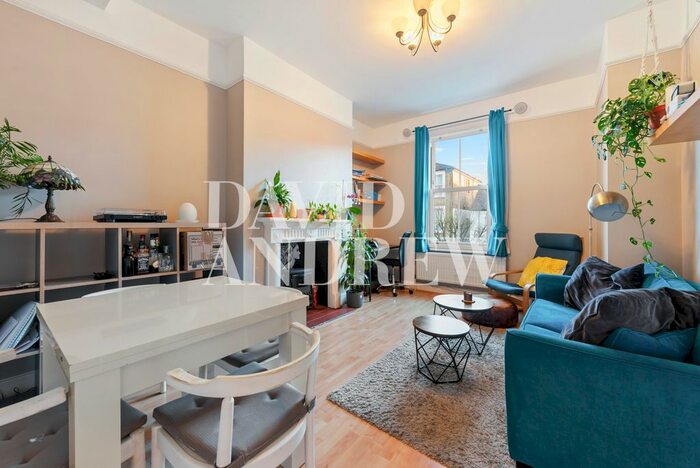 2 Bedroom Flat To Rent In Lambton Road, London, N19