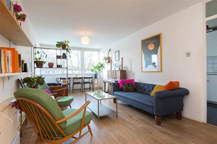 2 Bedroom Apartment To Rent In Scotney House, E9