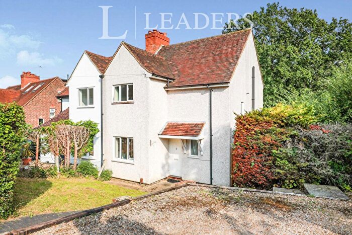 3 Bedroom House To Rent In Roundhill Way, Guildford, GU2