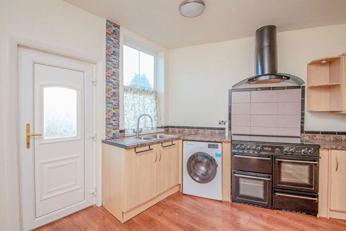 3 Bedroom Terraced House To Rent In Skelwith Road, Sheffield, S4