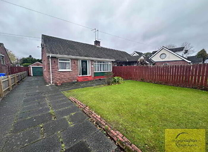 3 Bedroom Semi-detached Bungalows For Sale In Finaghy Road North, Belfast, BT11