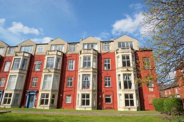 4 Bedroom Flat To Rent In Montpelier Terrace, Woodhouse, Leeds, LS6