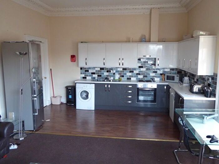 5 Bedroom Flat To Rent In South Clerk St, Edinburgh, EH8