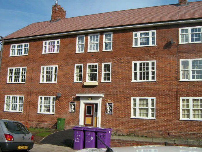 3 Bedroom Flat To Rent In Bertram Road, Liverpool, Merseyside, L17