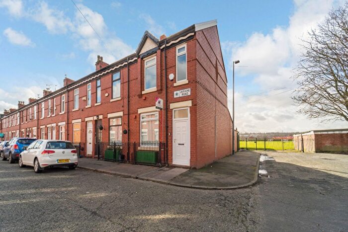 3 Bedroom Flat To Rent In Ukraine Road, Manchester, M7
