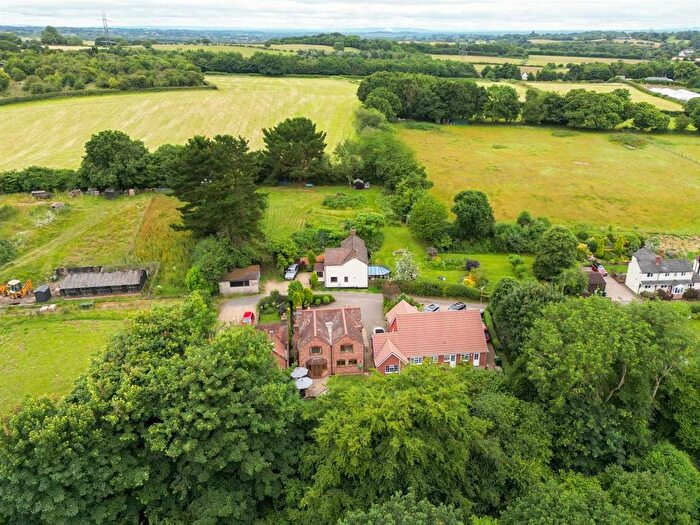 4 Bedroom Detached House For Sale In Rose Cottage, The Gutter, Belbroughton, DY9