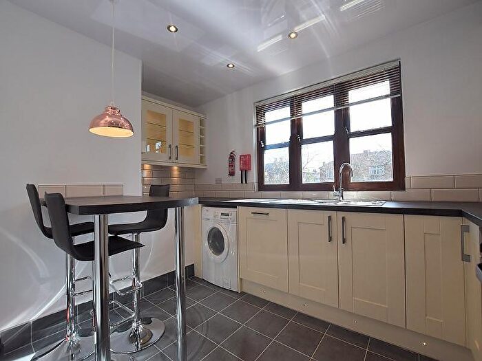 3 Bedroom Apartment To Rent In Elladene Park, Chorlton, M21