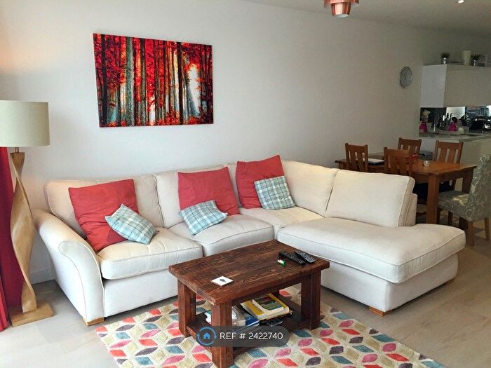 1 Bedroom Flat To Rent In River Gardens Walk, London, SE10