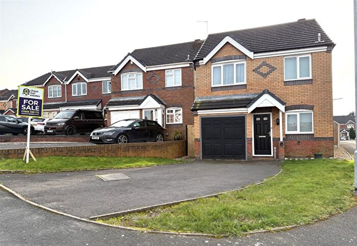 3 Bedroom Detached House For Sale In Newhall Crescent, Heath Hayes, Cannock, WS11