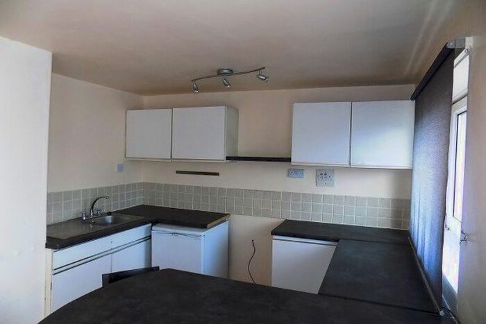 1 Bedroom Flat To Rent In Dornie Drive, Birmingham, B38
