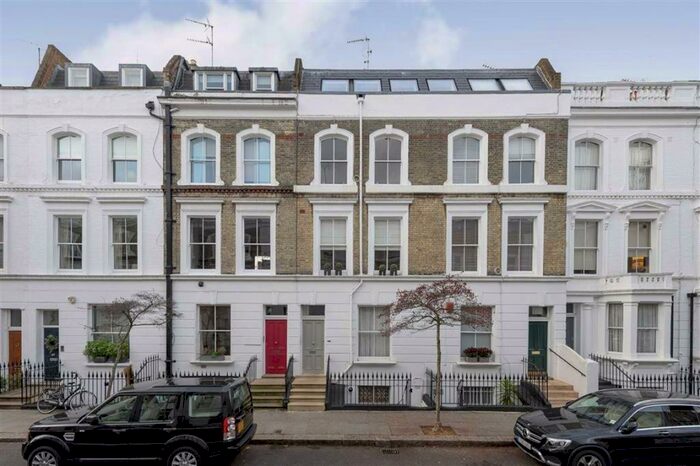 2 Bedroom Flat To Rent In Ifield Road, West Brompton, SW10