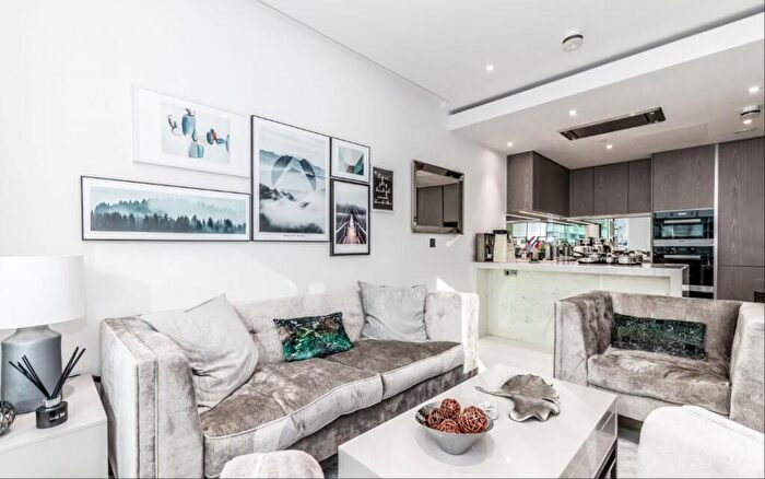 1 Bedroom Apartment To Rent In Flat, Sugar Quay, Water Lane, London, EC3R