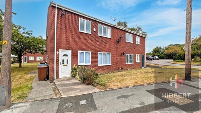 2 Bedroom Flat To Rent In Dunvegan Road, Hazel Grove, SK7
