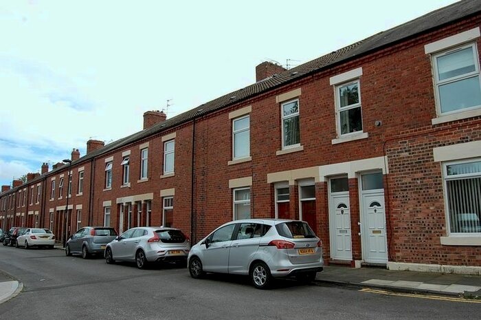 2 Bedroom Flat To Rent In Rosebery Avenue, North Shields, NE29