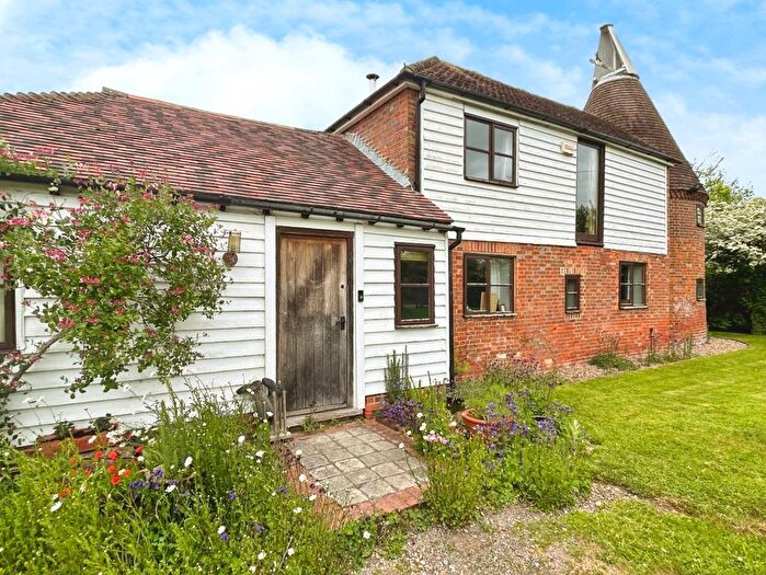 3 Bedroom Detached House For Sale In Bethersden Road, Bethersden, Ashford, TN26