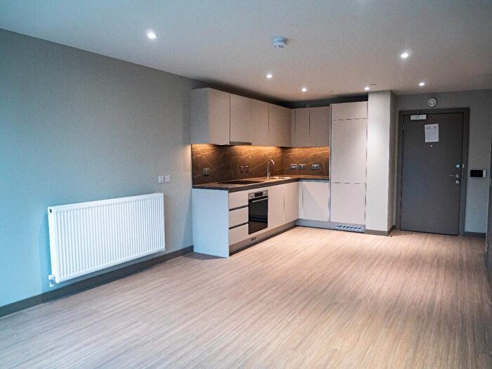 1 Bedroom Apartment To Rent In Candleriggs, Trongate, Glasgow, G1