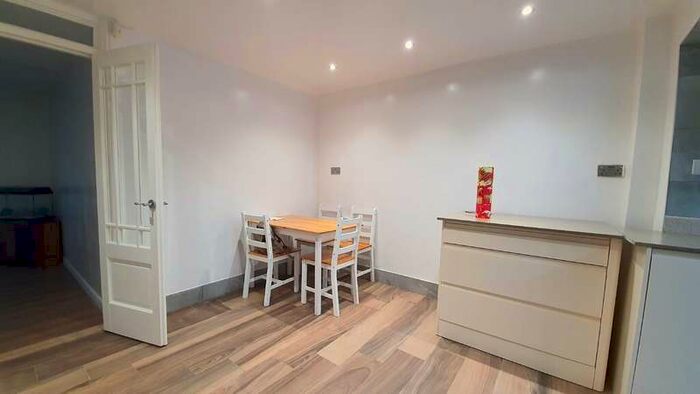 3 Bedroom End Of Terrace House To Rent In Wordsworth Road, Welling DA16.