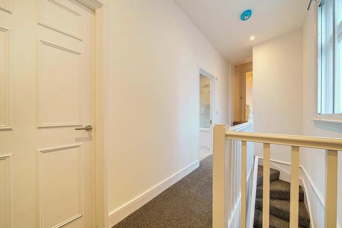 1 Bedroom Flat To Rent In Kings Street, Maidstone, ME14