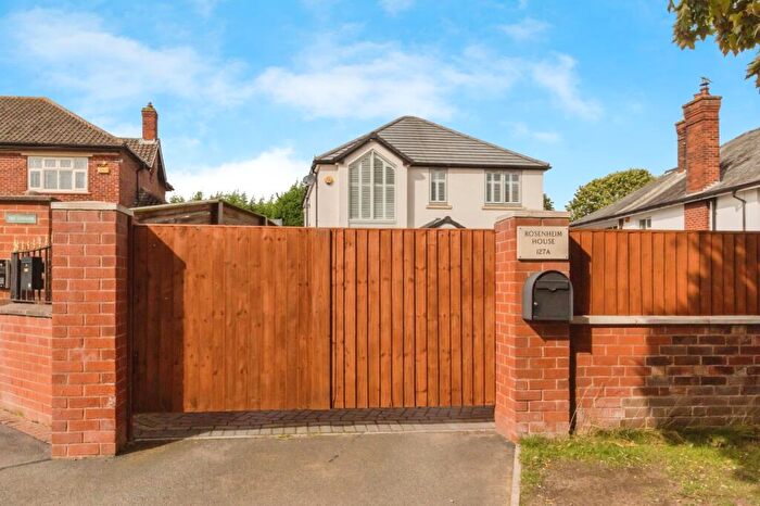 4 Bedroom Detached House For Sale In Crewe Road, Sandbach, Cheshire, CW11