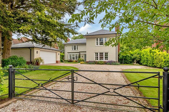 5 Bedroom Detached House For Sale In Amberfield Drive, Nacton, Ipswich, IP10