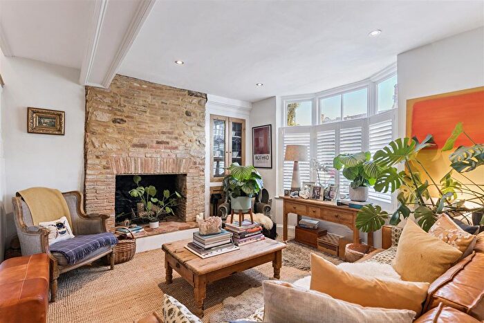 7 Bedroom Property For Sale In High Street, Olney, MK46