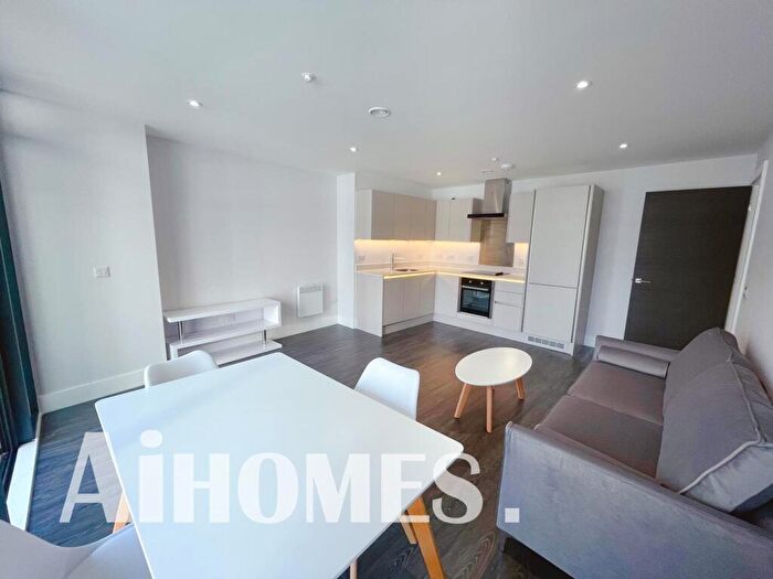 1 Bedroom Apartment For Sale In Hallmark Tower, , Cheetham Hill Road, Manchester, M4