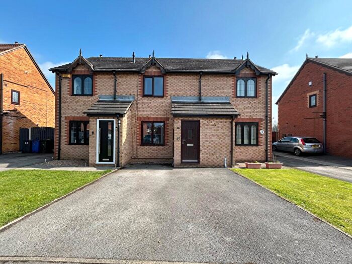 2 Bedroom House To Rent In Wildene Drive, Mexborough, S64