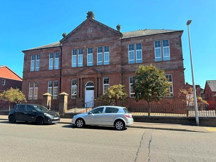 2 Bedroom Flat To Rent In Flat Inverbrothock House, St Vigeans Road, Arbroath, DD11