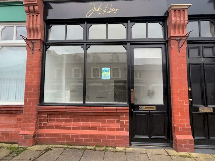 Property To Rent In Bank Building, Penmaenmawr, LL34